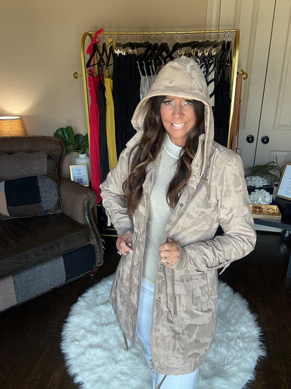 Camo Anorak - Warm  Taupe with Hood-Blanc Noir